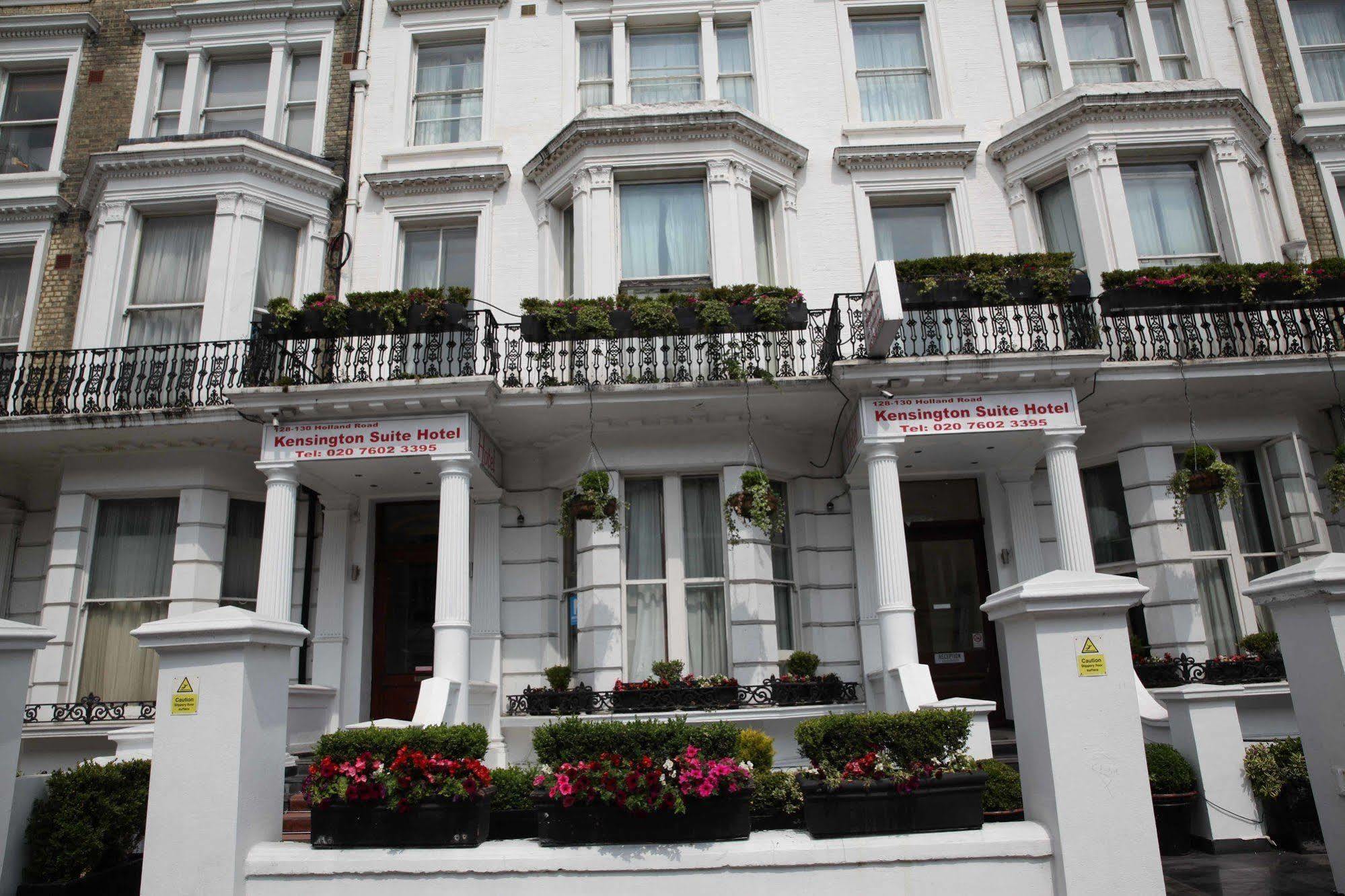 Pensión Kensington 3*